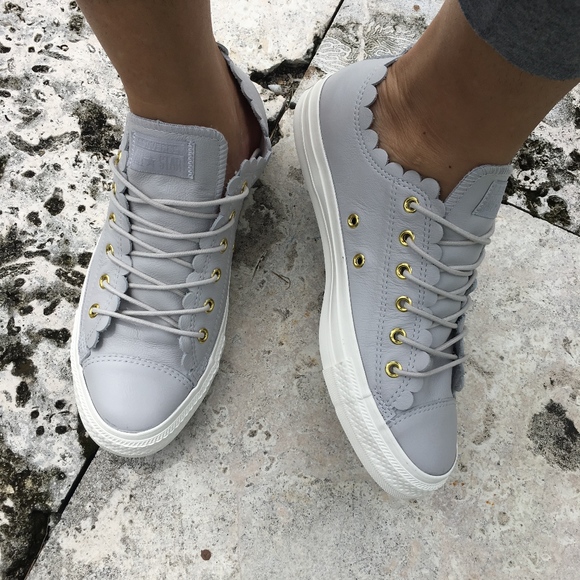 converse chuck taylor all star scallop